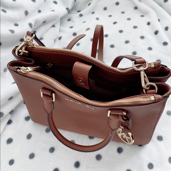 Michael Kors Crossbody Handbag Brown Leather - Picture 5 of 10